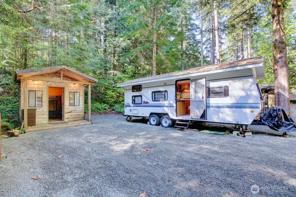 106 Gold Rush Road , Deming, WA 98244