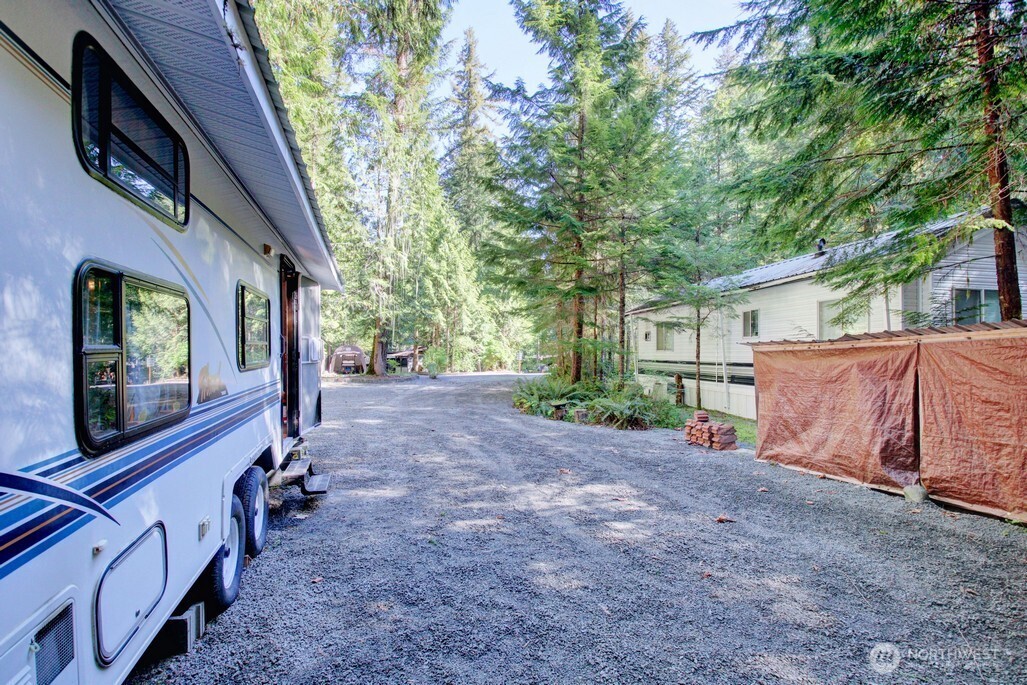 106 Gold Rush Road , Deming, WA 98244