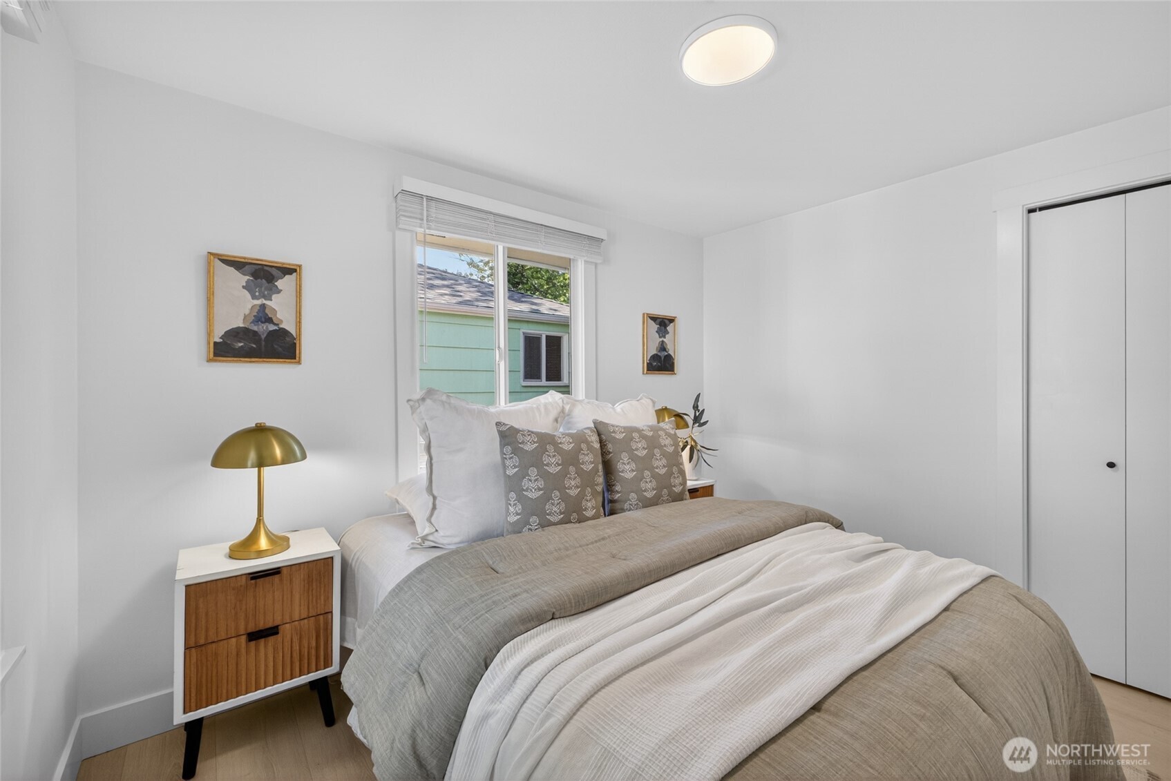 3402 48th Avenue SW, Seattle, WA 98116