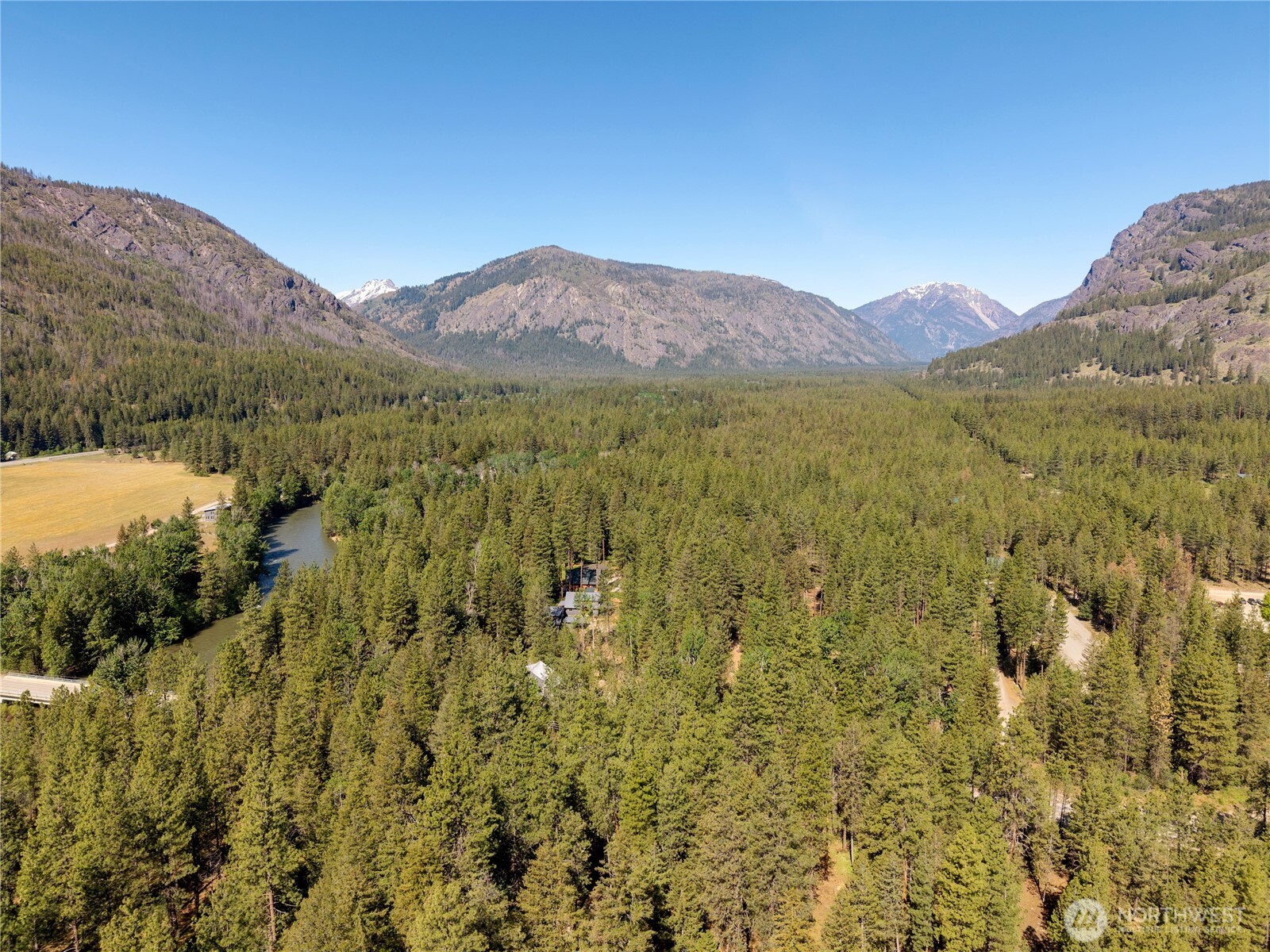 3 Mazama Bridge Road , Mazama, WA 98833