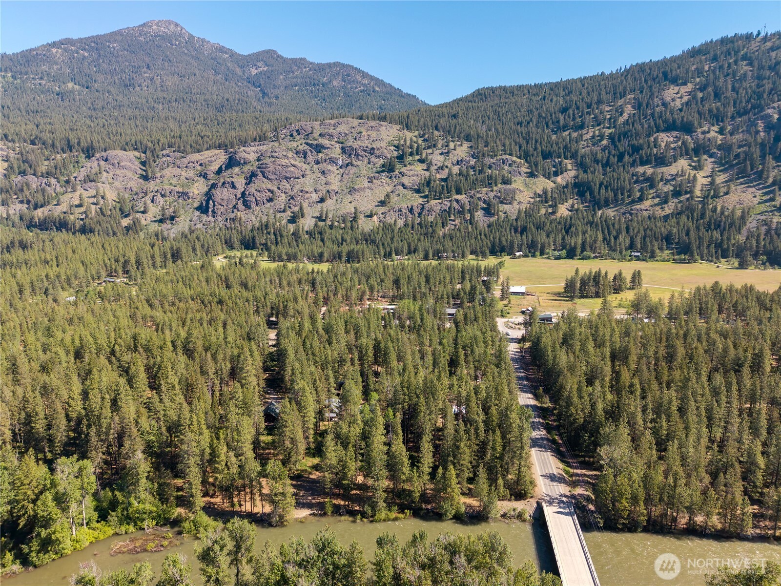 3 Mazama Bridge Road , Mazama, WA 98833