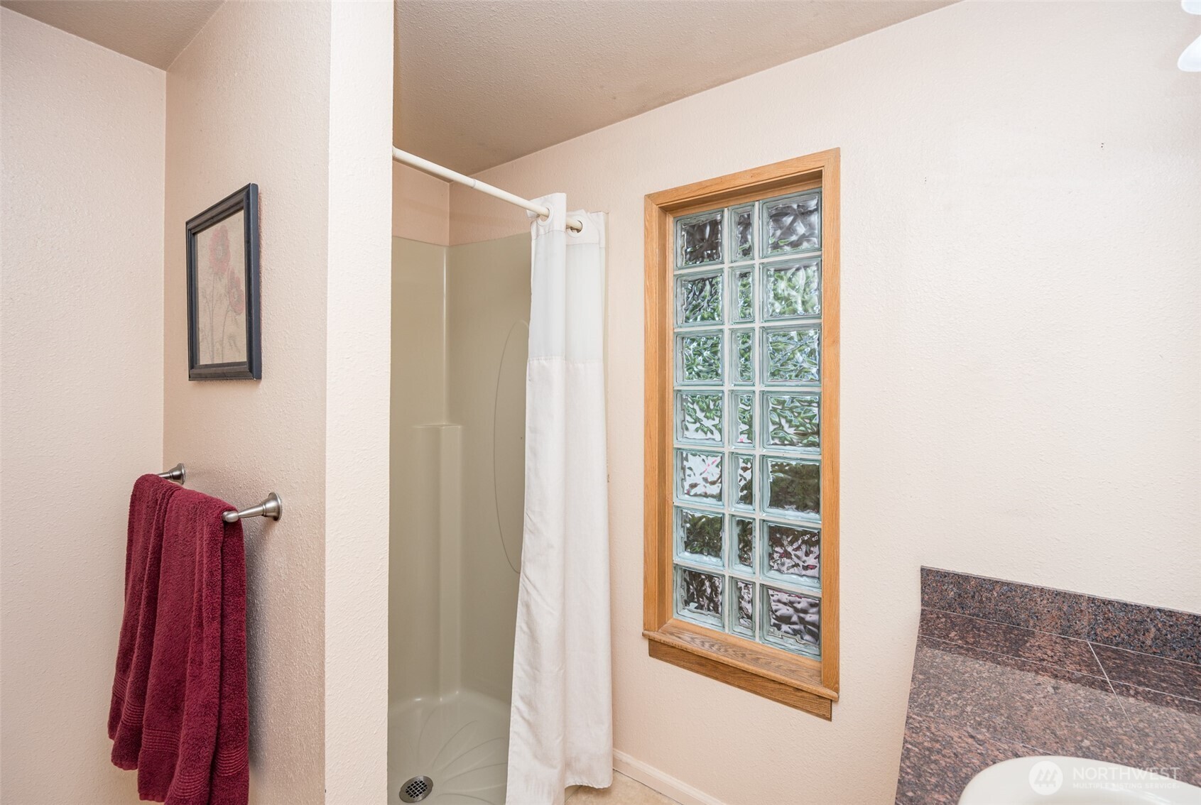 18816 51st Street E, Lake Tapps, WA 98391