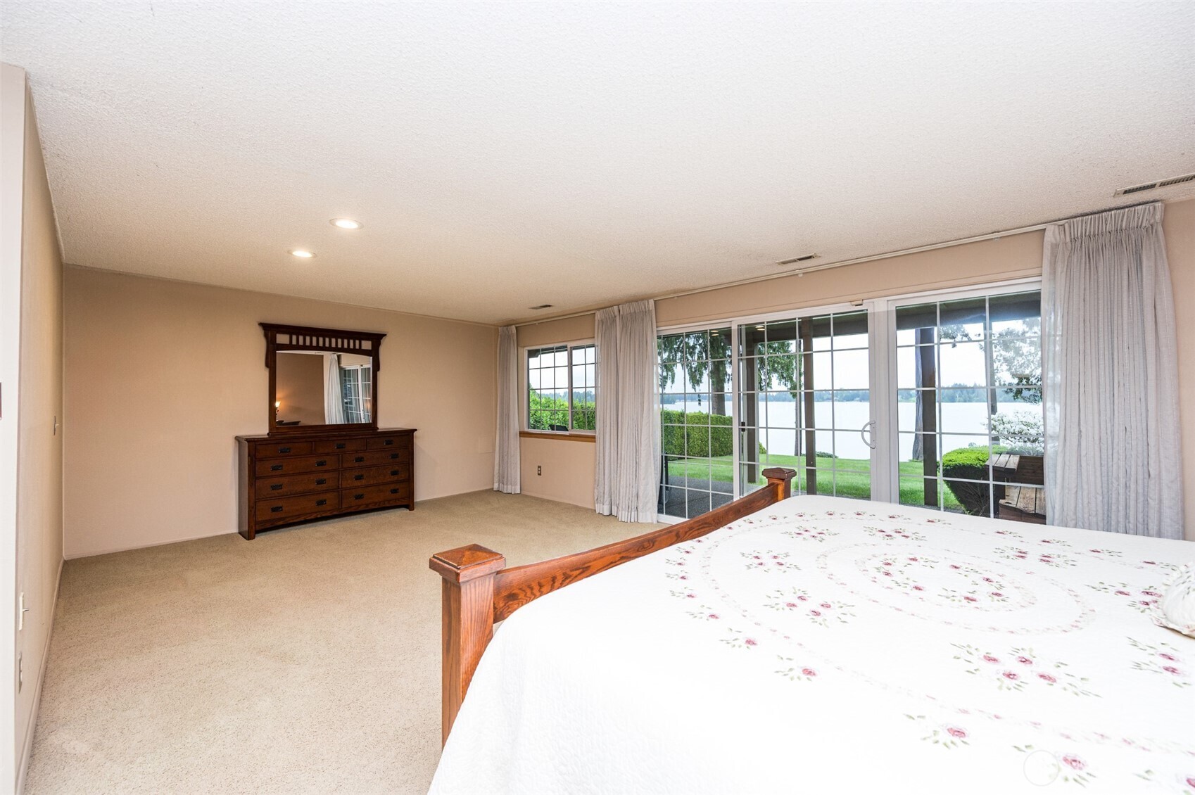 18816 51st Street E, Lake Tapps, WA 98391