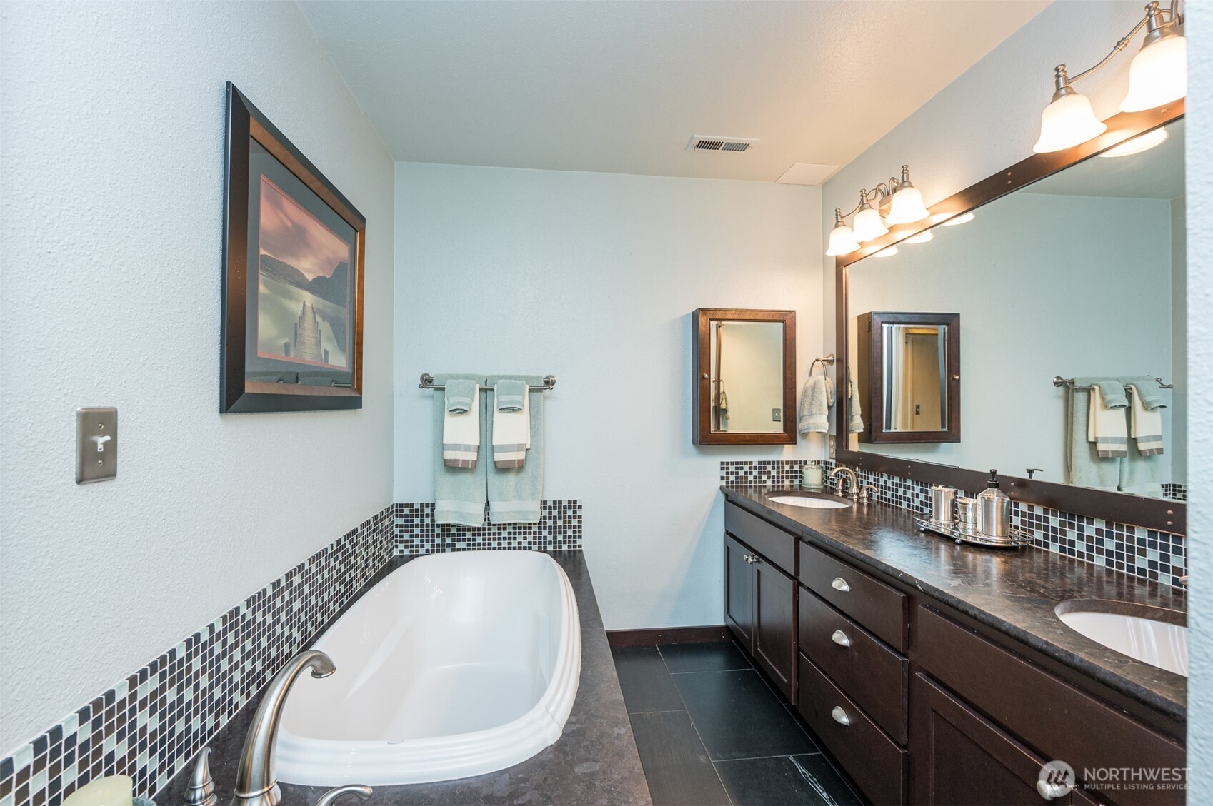 18816 51st Street E, Lake Tapps, WA 98391