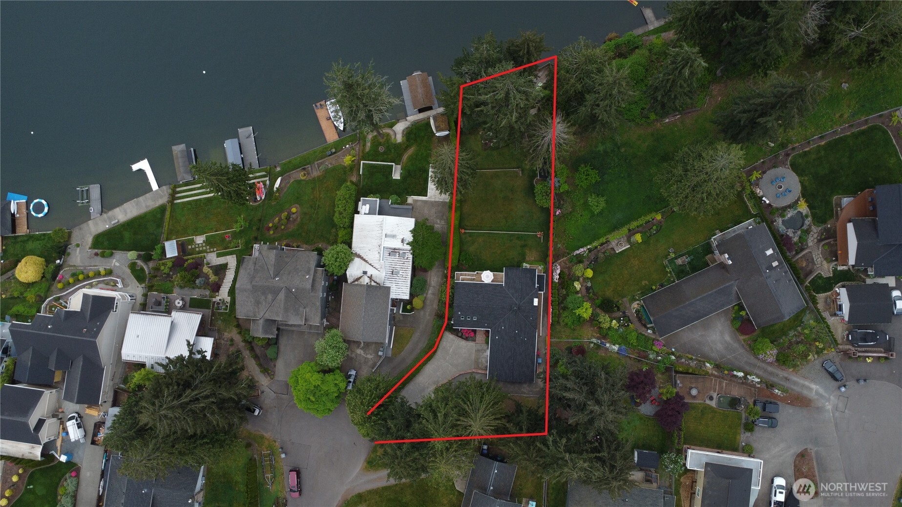 18816 51st Street E, Lake Tapps, WA 98391