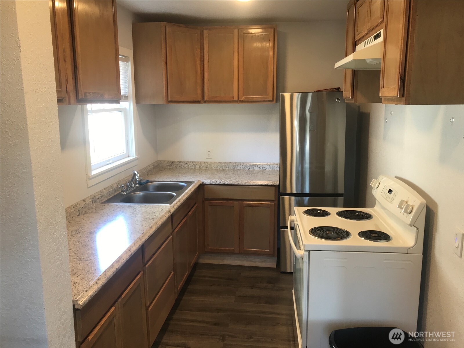 2515 Oakes Ave , Everett, WA 98201