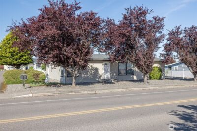 541 N 7th , Sequim, WA 98382 - Photo 2