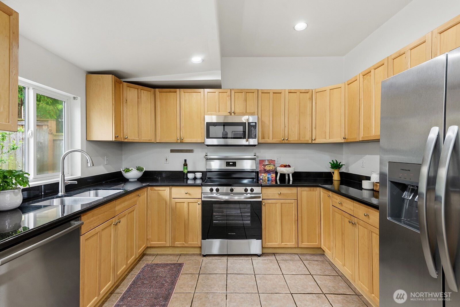 1622 22ND Avenue , Seattle, WA 98122