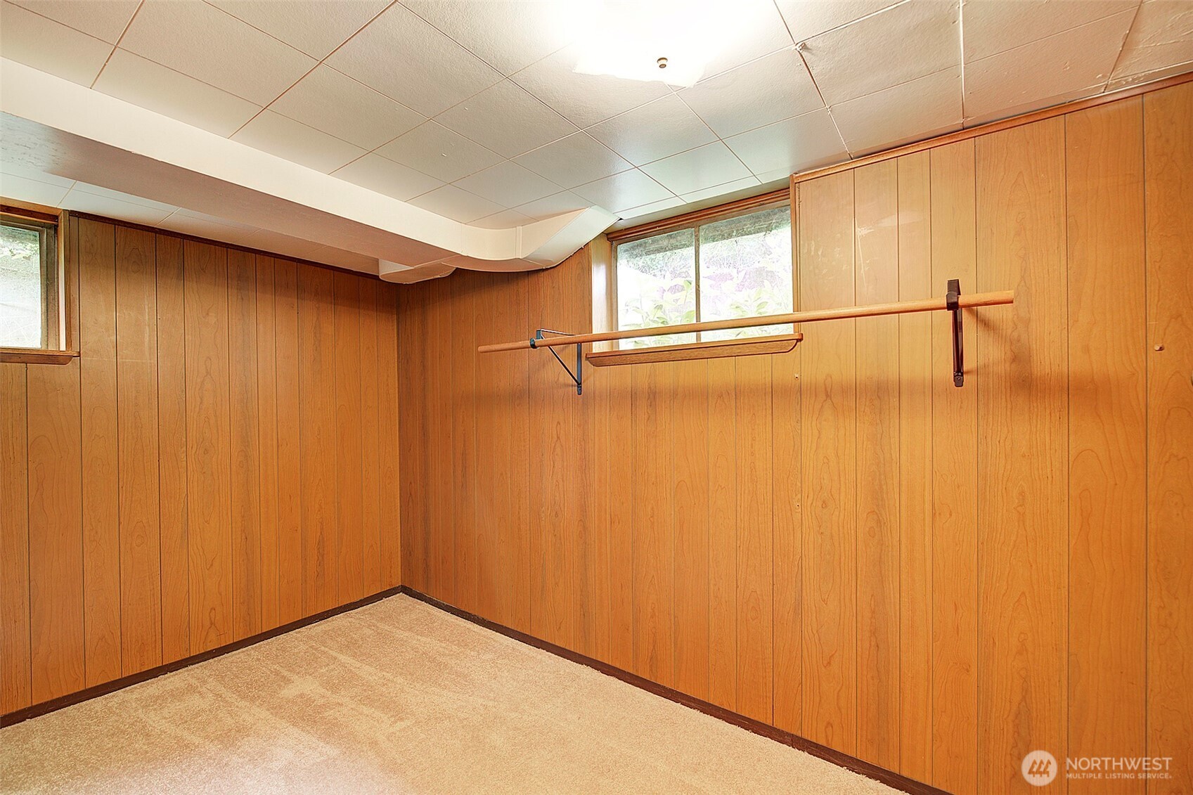 4045 29th Avenue W, Seattle, WA 98199-1743