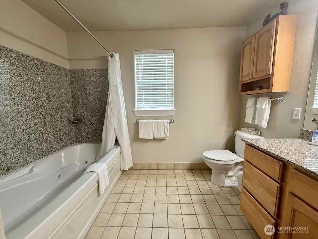 1600 W Ocean Avenue #910, Westport, WA 98595