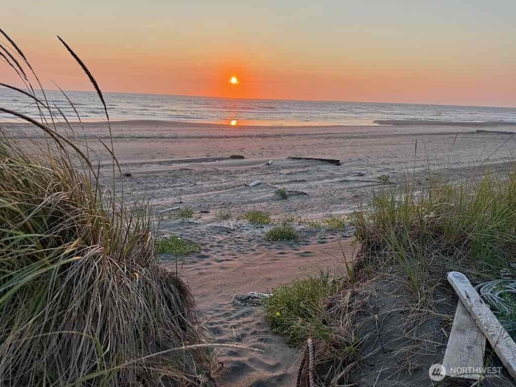 1600 W Ocean Avenue #910, Westport, WA 98595