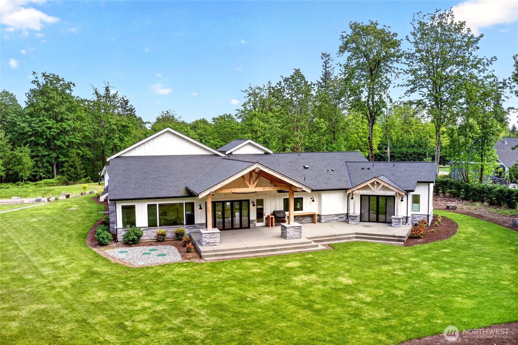 15184 SE 330th Way , Auburn, WA 98092