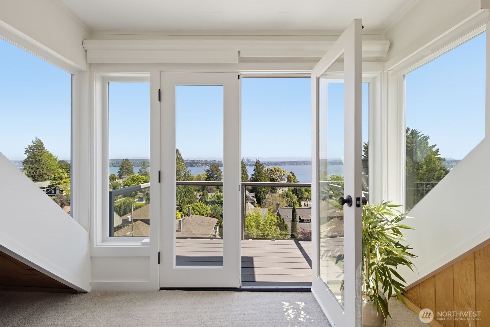 1618 37th Avenue , Seattle, WA 98122