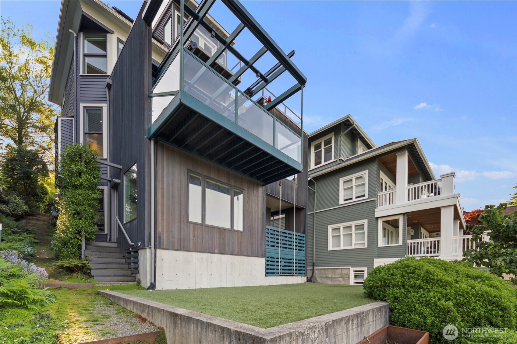 1618 37th Avenue , Seattle, WA 98122