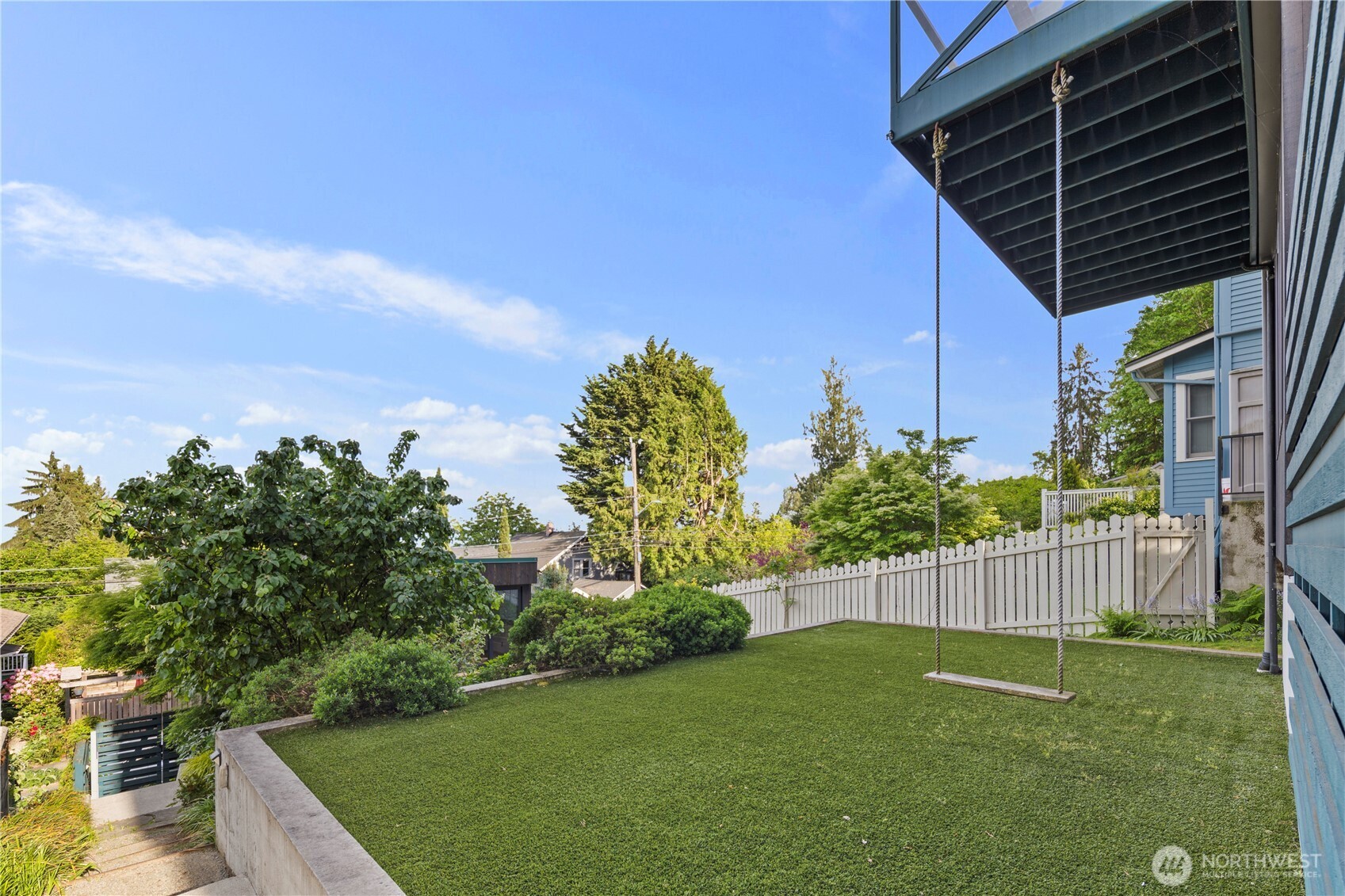 1618 37th Avenue , Seattle, WA 98122