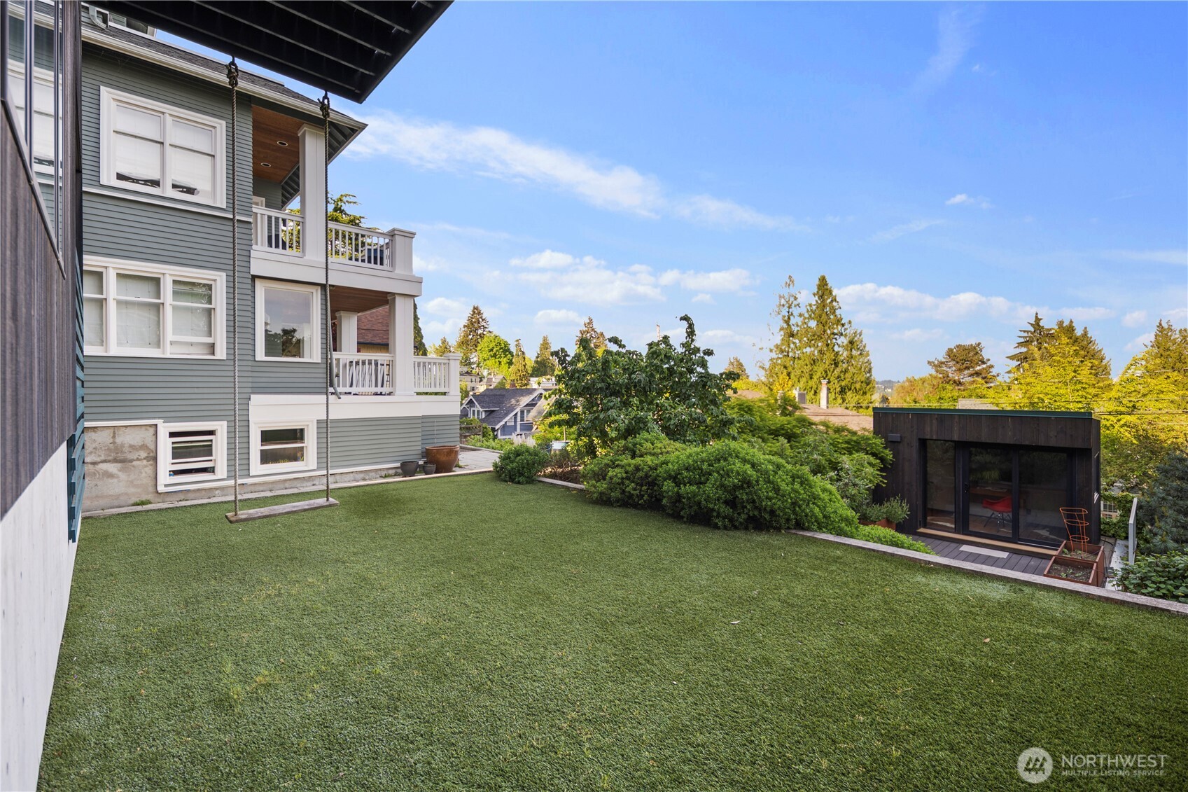 1618 37th Avenue , Seattle, WA 98122