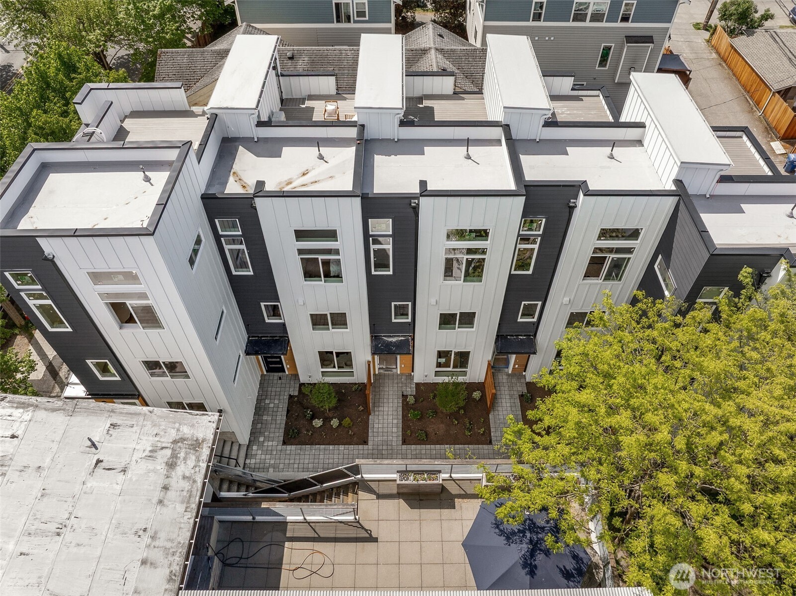 3449 California Avenue SW #2, Seattle, WA 98116