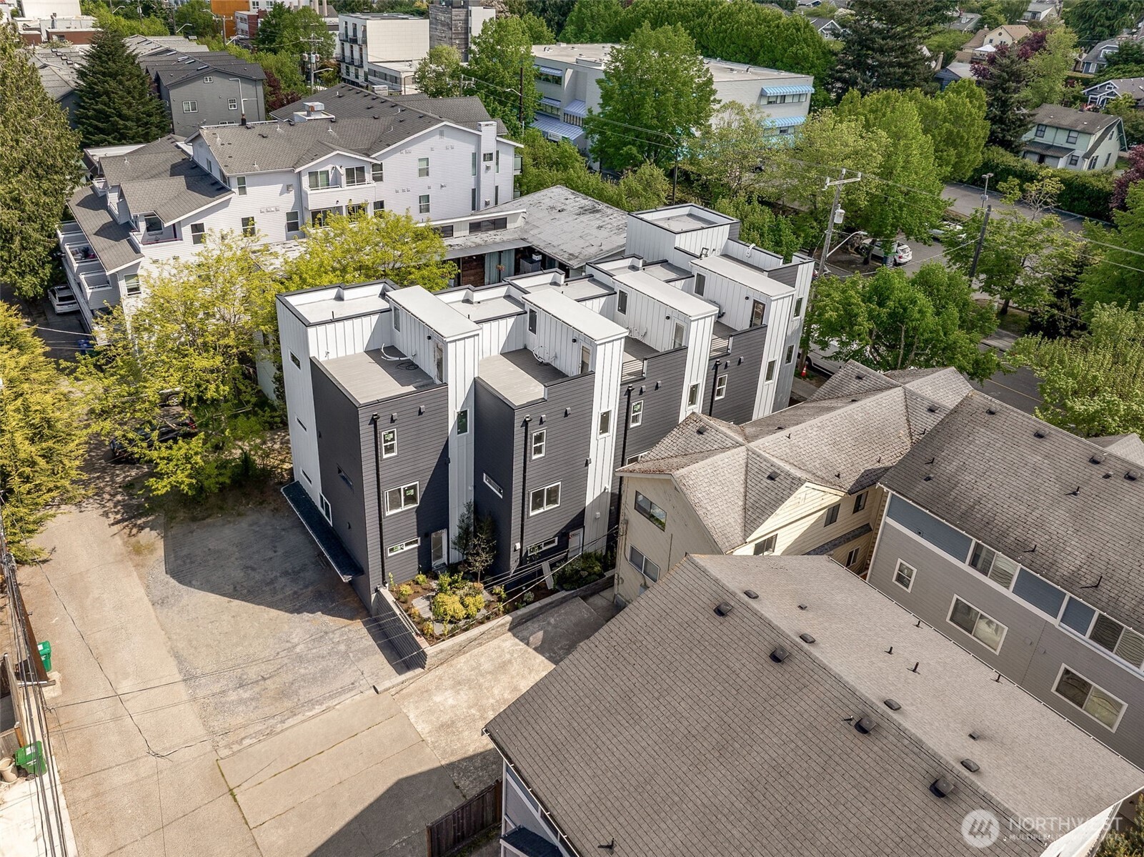 3449 California Avenue SW #2, Seattle, WA 98116