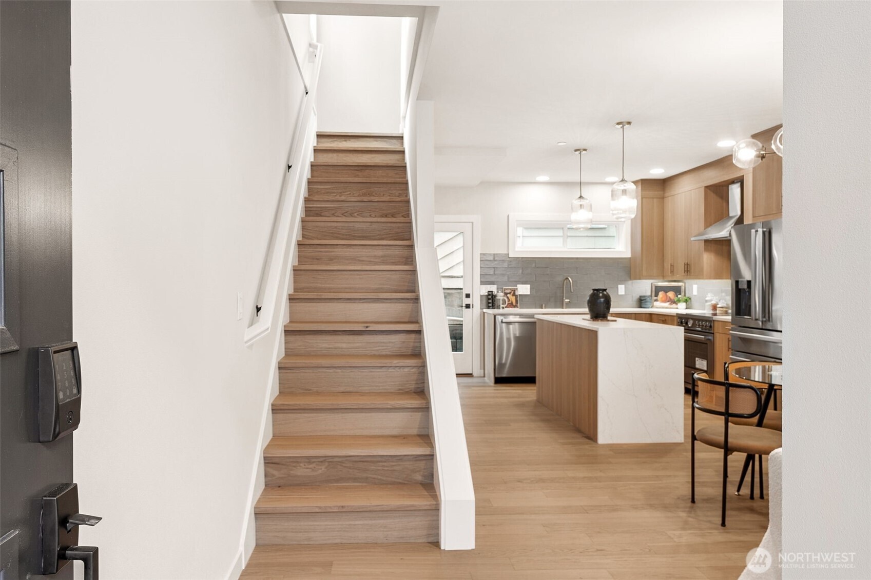 3449 California Avenue SW #2, Seattle, WA 98116