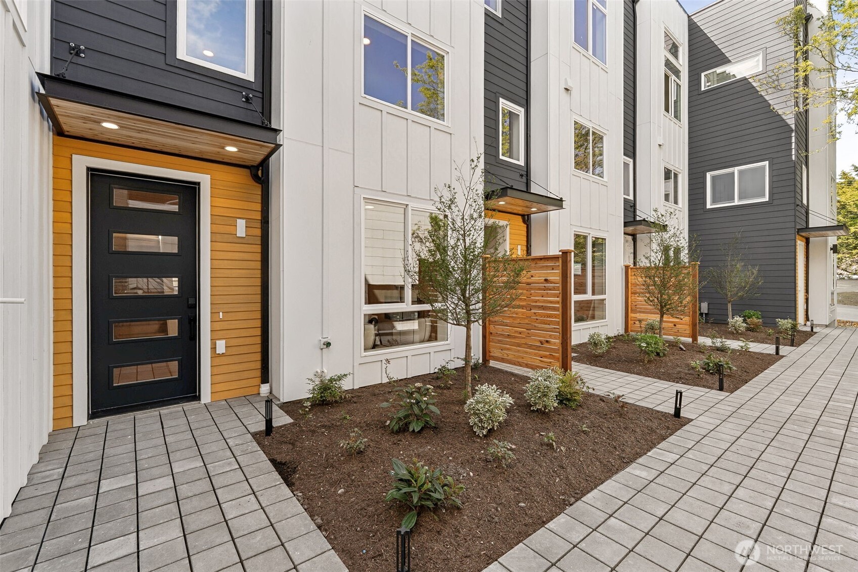 3449 California Avenue SW #2, Seattle, WA 98116