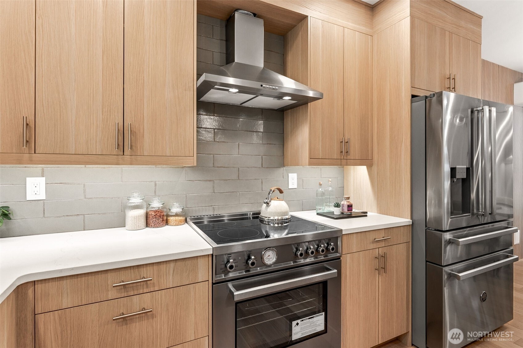 3449 California Avenue SW #2, Seattle, WA 98116