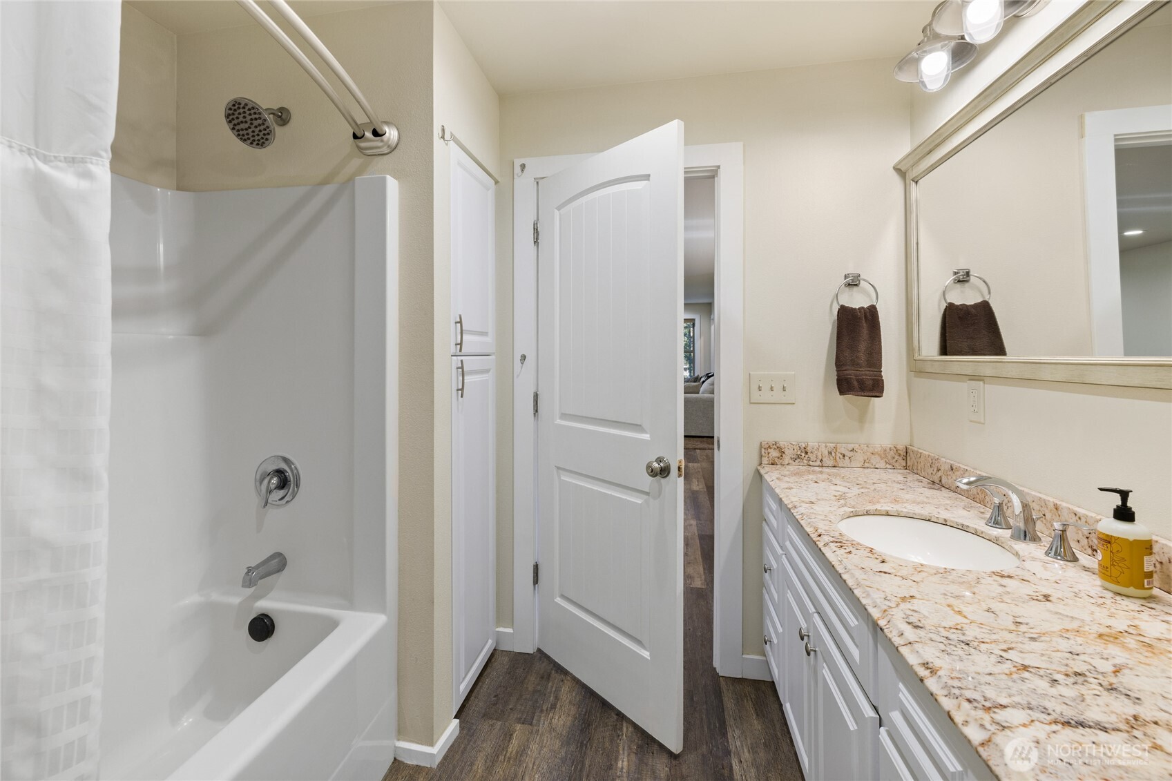 327 Graham Road , Cle Elum, WA 98922