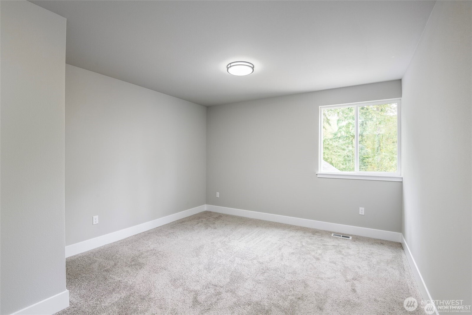 13022 51st Avenue E, Tacoma, WA 98446