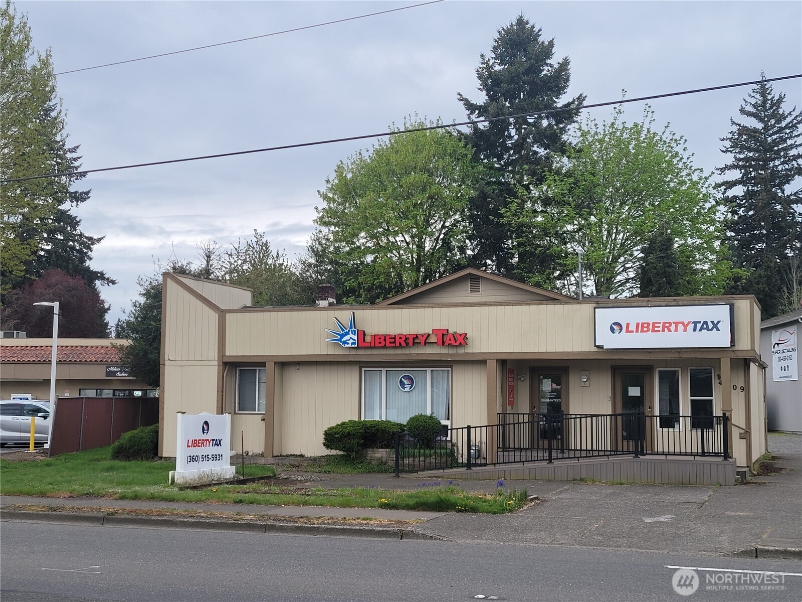 4909 Lacey Boulevard SE, Lacey, WA 98503-5726