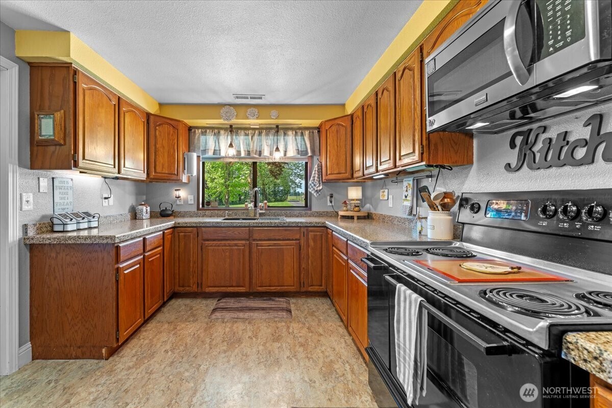 24501 NE 29th Avenue , Ridgefield, WA 98642