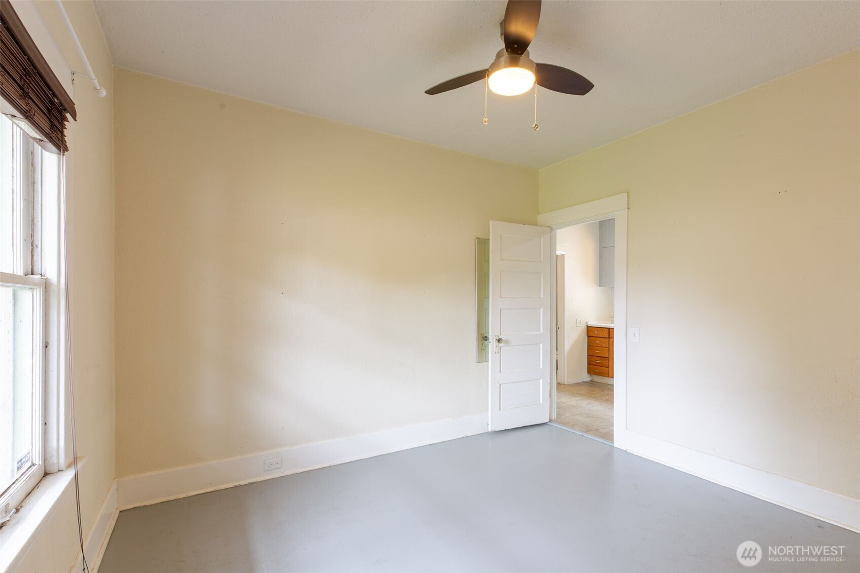 2544 15th Avenue W, Seattle, WA 98119