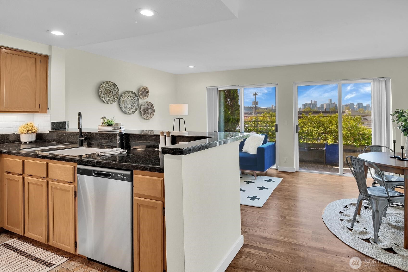 3420 Burke Avenue N #C107, Seattle, WA 98103
