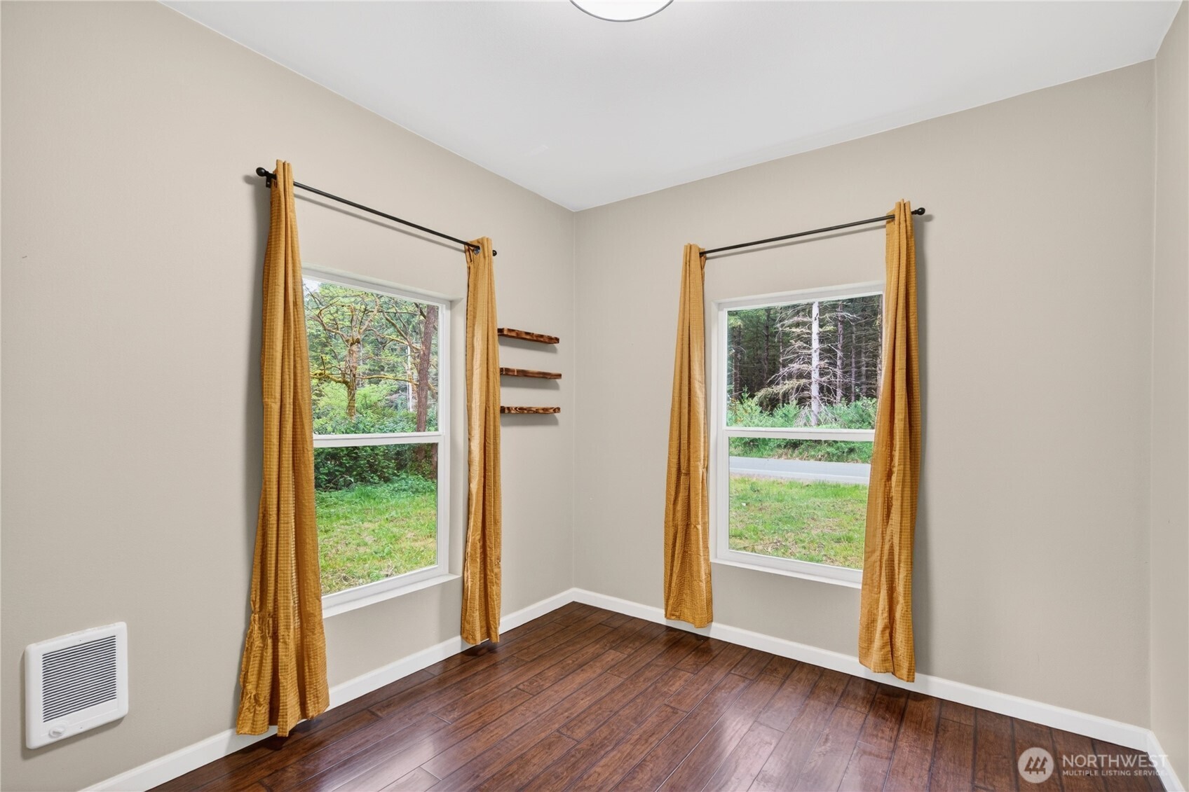 3060 State Route 508 , Onalaska, WA 98570