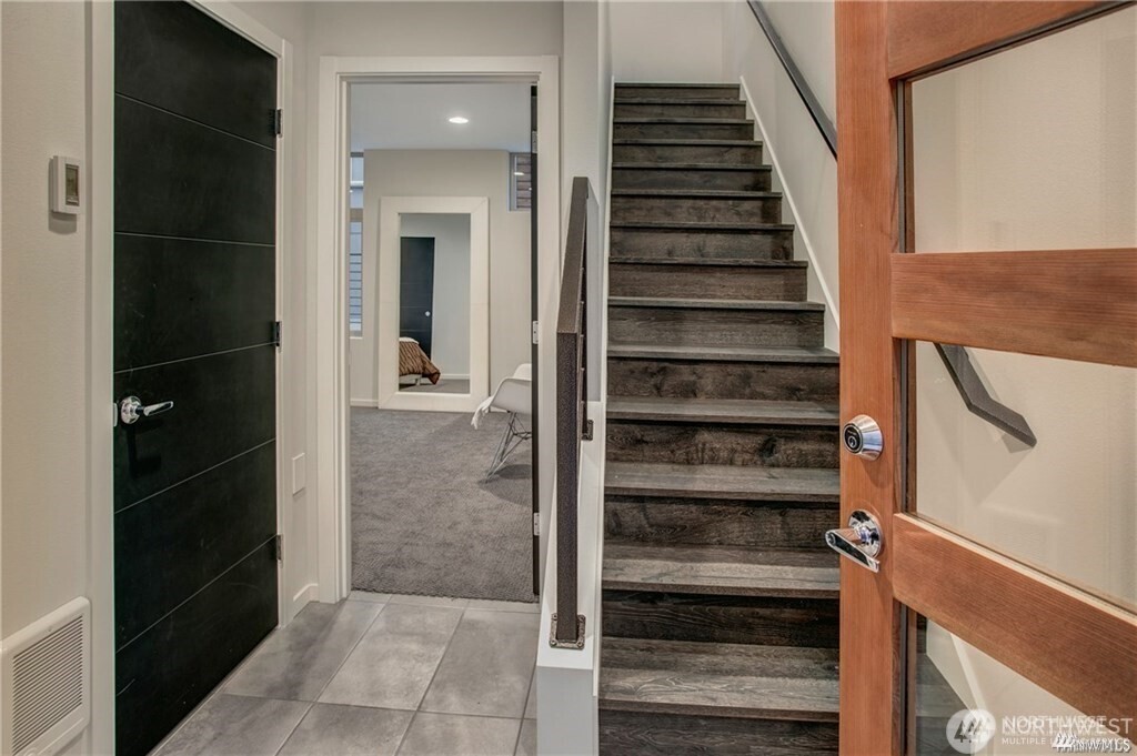 716 Martin Luther King Jr. Way #B, Seattle, WA 98122