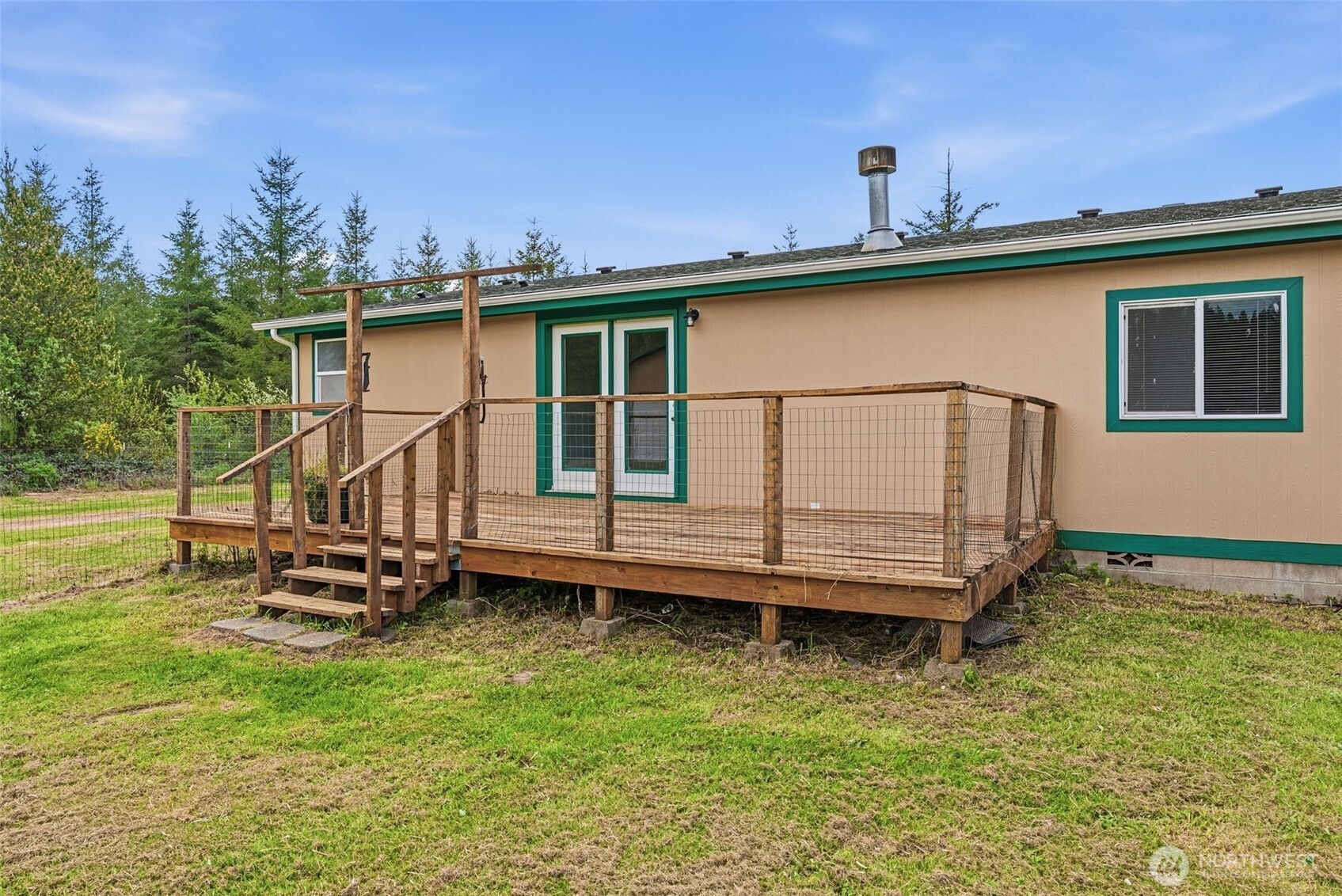 285 Oyler Rd , Ethel, WA 98542
