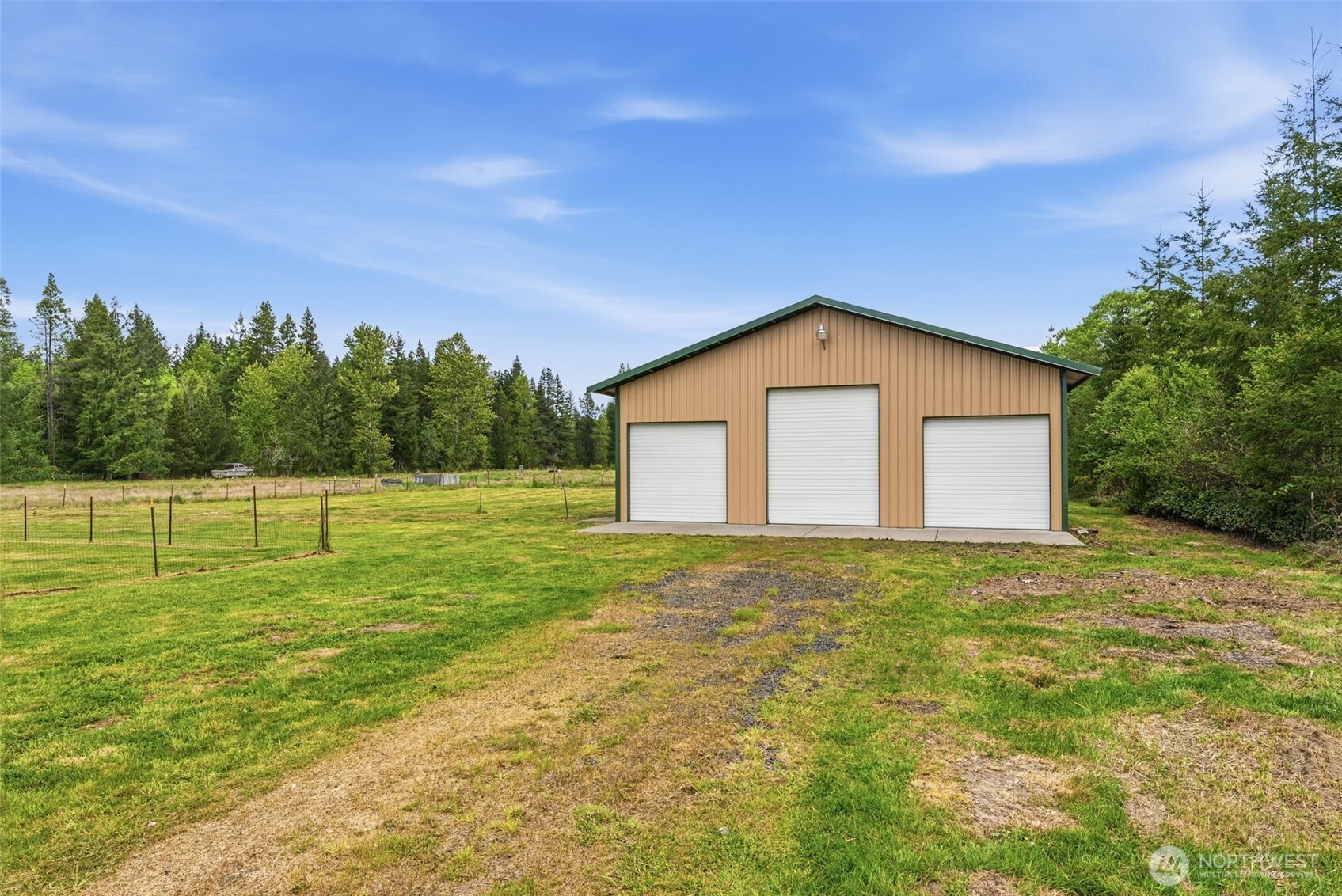 285 Oyler Rd , Ethel, WA 98542