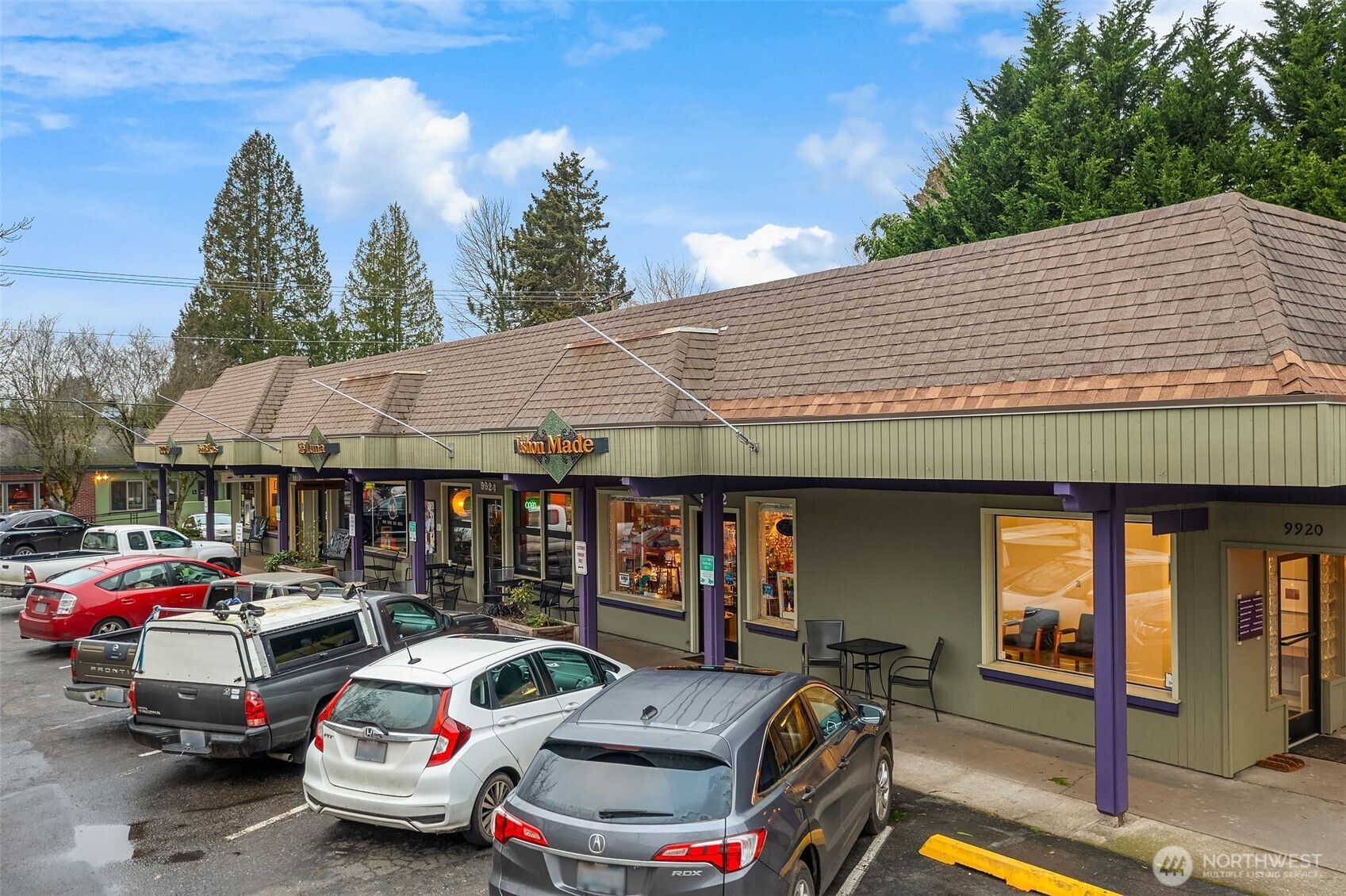 9922 SW Bank Road , Vashon, WA 98070