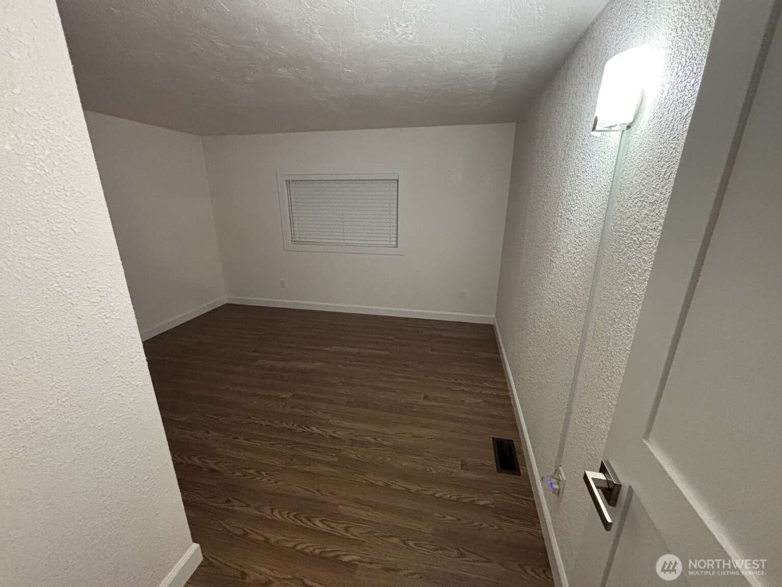 12615 NE 189th Street , Bothell, WA 98011