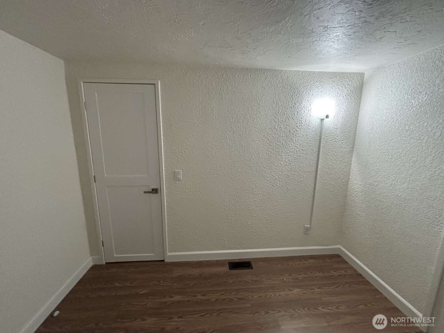 12615 NE 189th Street , Bothell, WA 98011