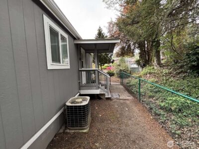 12615 NE 189th Street , Bothell, WA 98011 - Photo 7