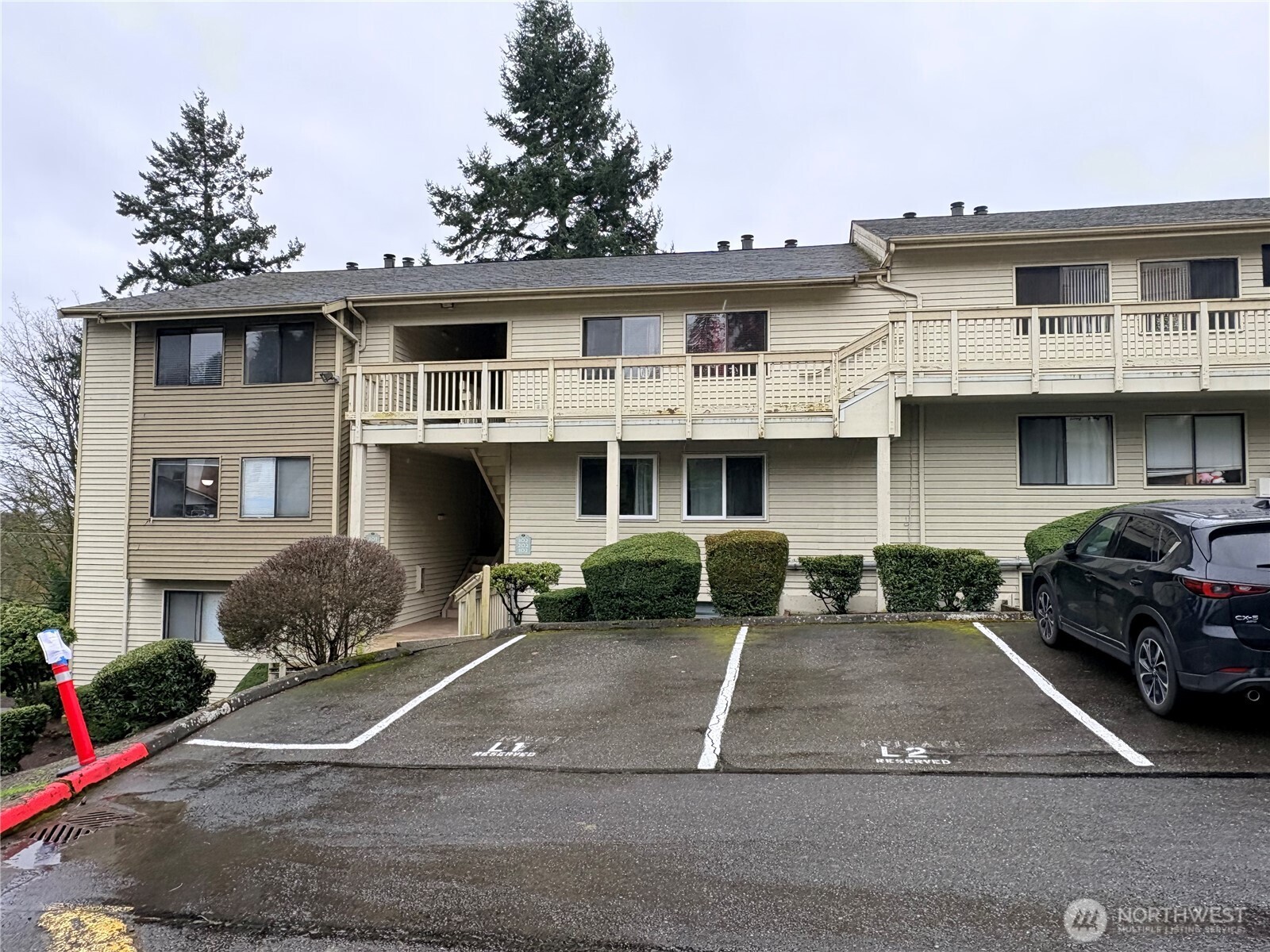 1700 W Sunn Fjord Lane #L101, Bremerton, WA 98312