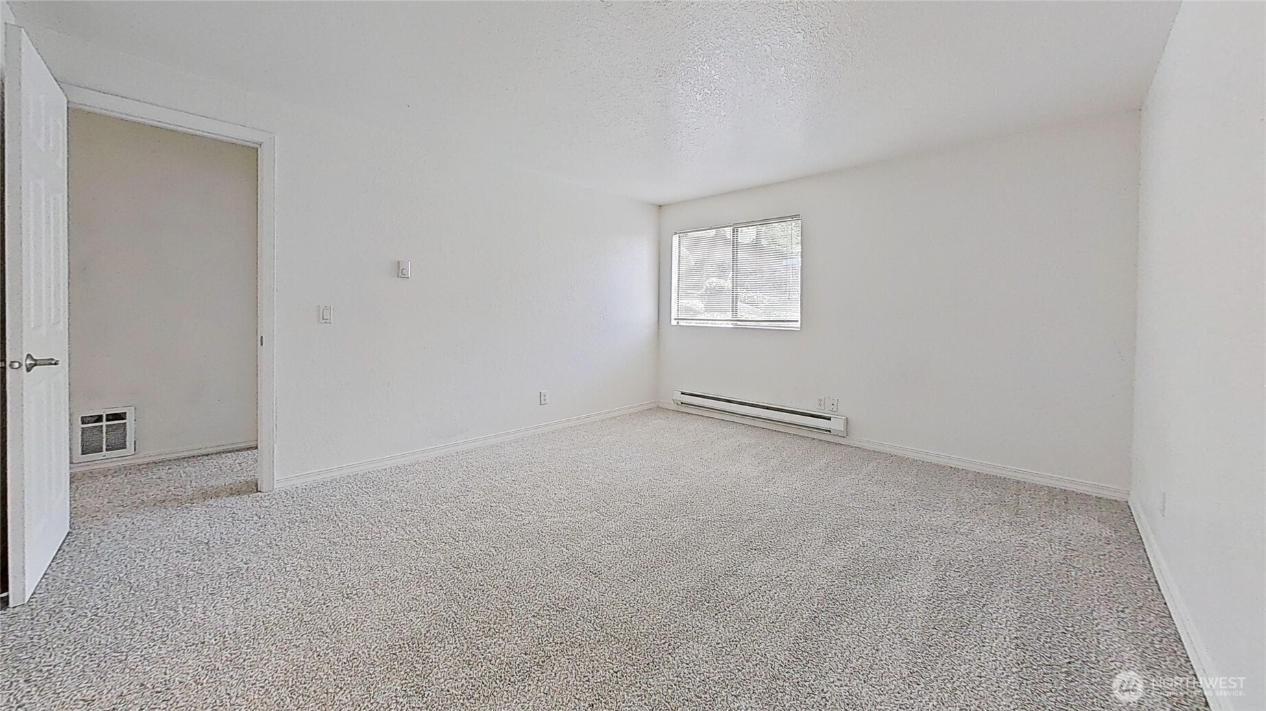 1700 W Sunn Fjord Lane #L101, Bremerton, WA 98312