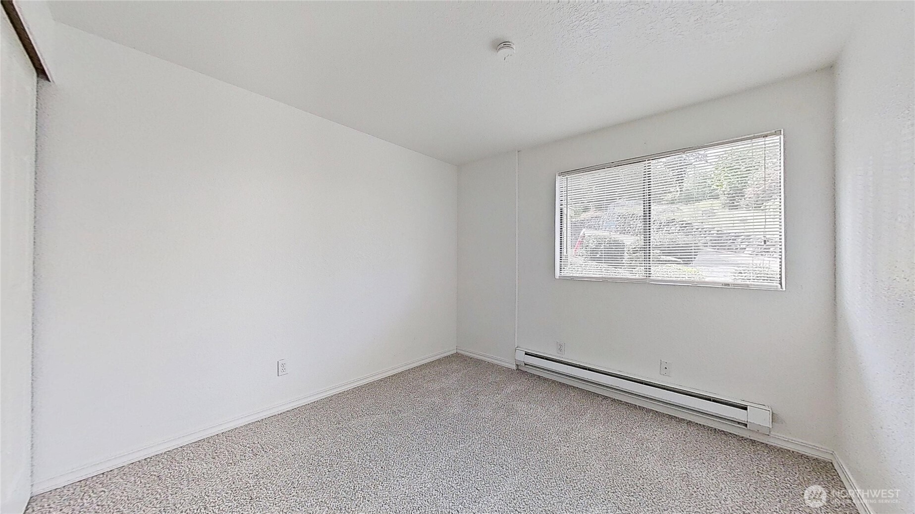 1700 W Sunn Fjord Lane #L101, Bremerton, WA 98312