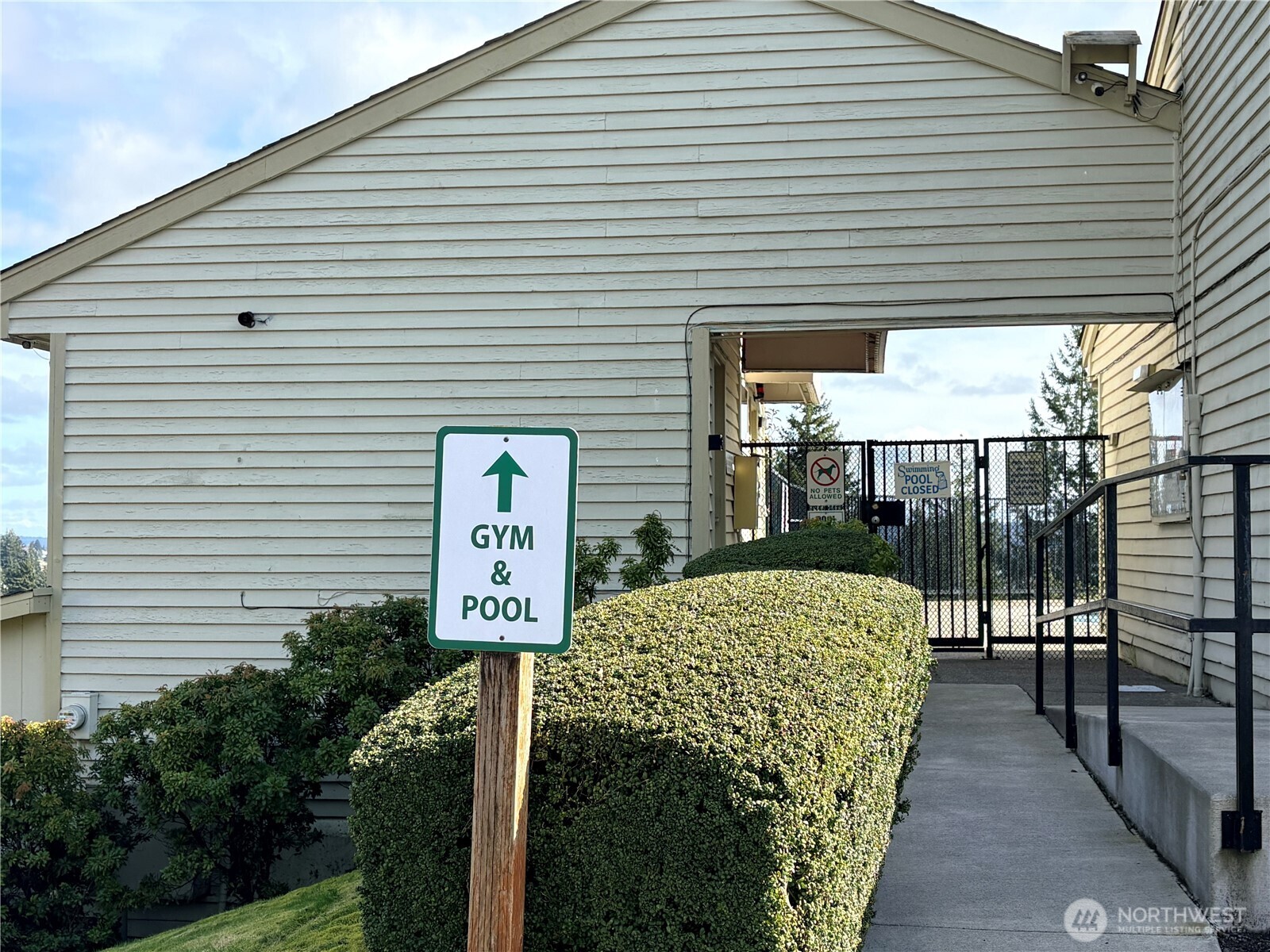 1700 W Sunn Fjord Lane #L101, Bremerton, WA 98312