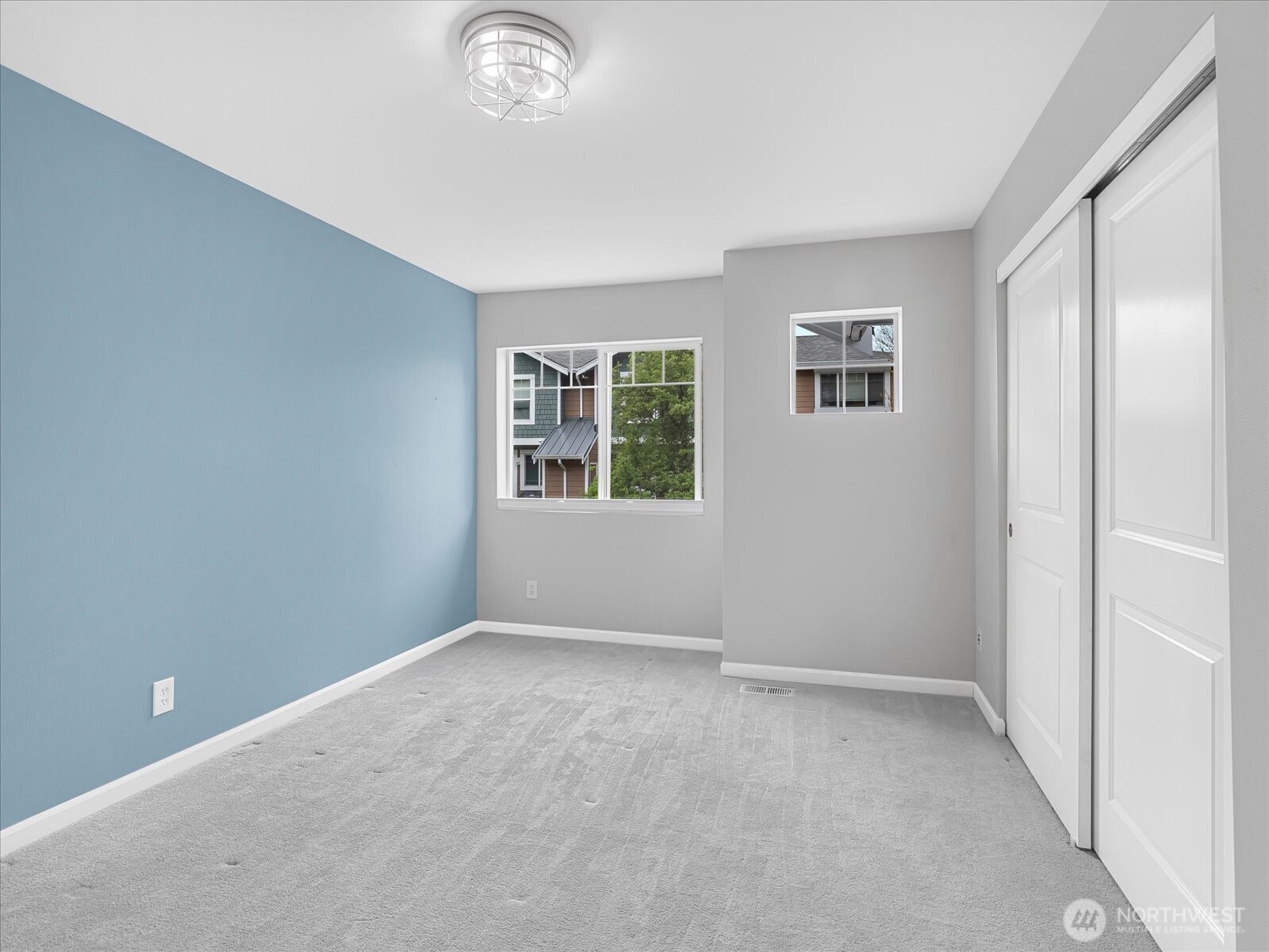 35227 SE Aspen Lane #1202, Snoqualmie, WA 98065