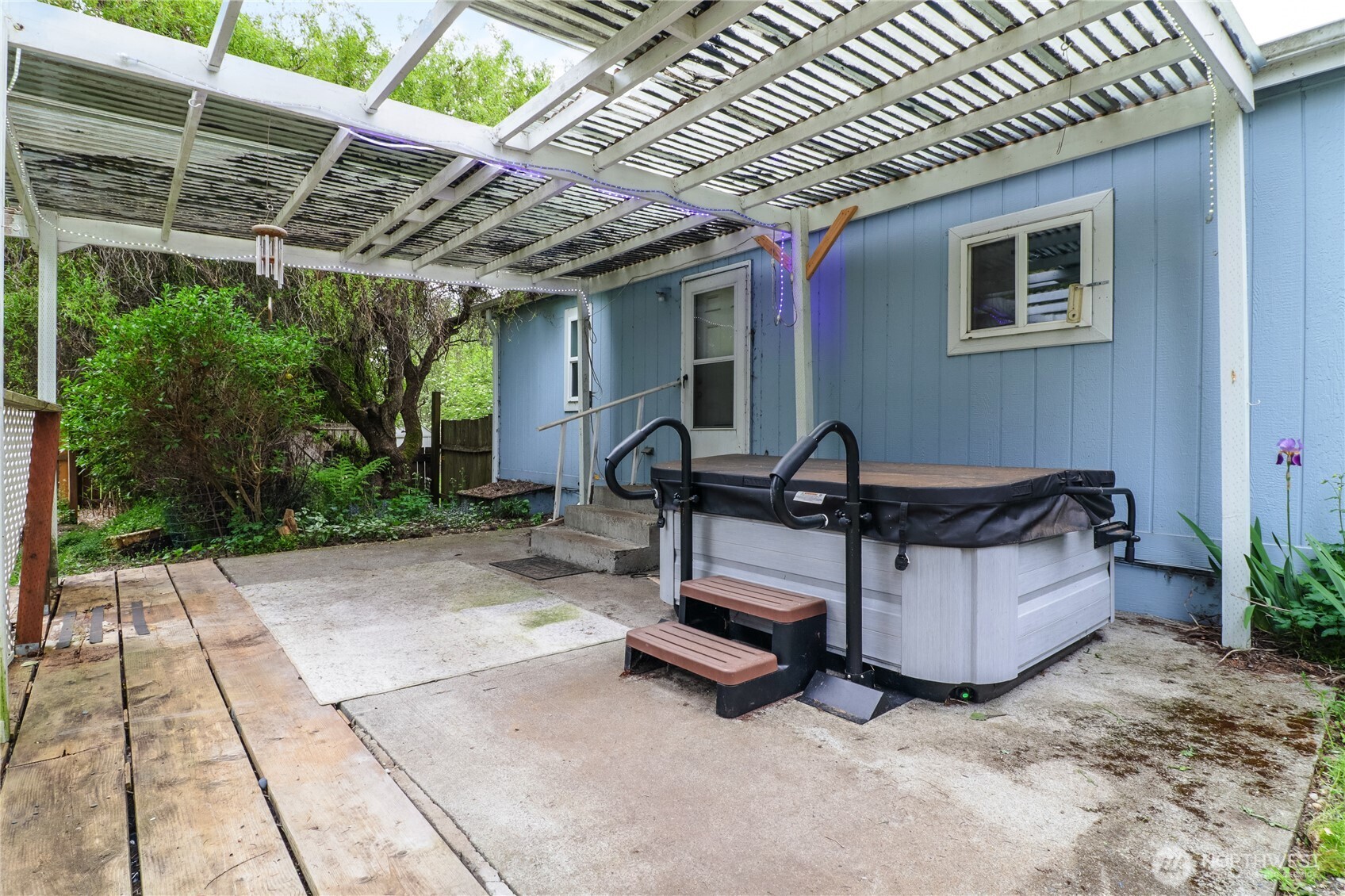 33924 89th Avenue Ct S, Roy, WA 98580