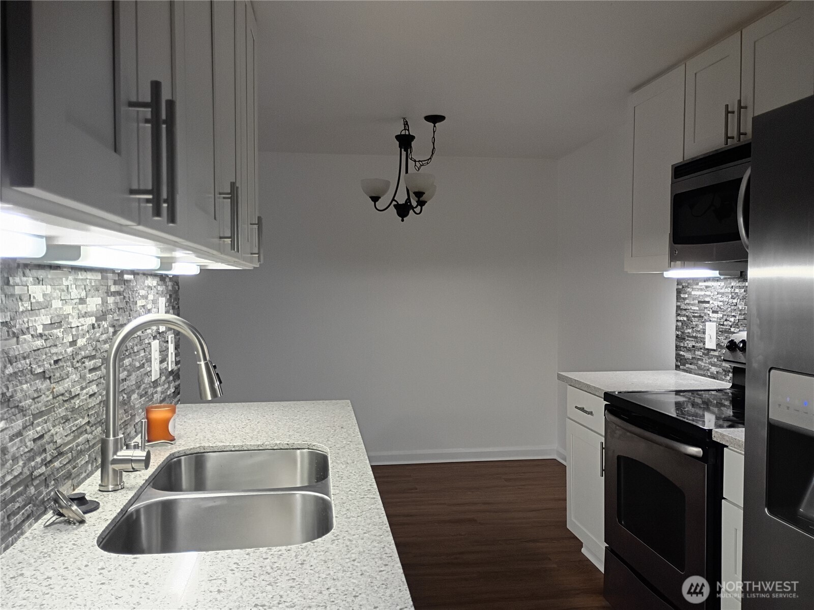 10501 8th Avenue NE #115, Seattle, WA 98125
