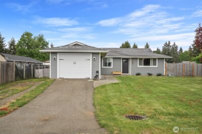 304 Rochester Street E, Rainier, WA 98576 - Photo 1