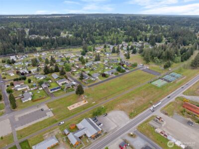 304 Rochester Street E, Rainier, WA 98576 - Photo 27
