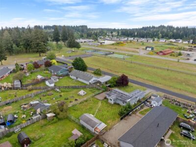 304 Rochester Street E, Rainier, WA 98576 - Photo 29