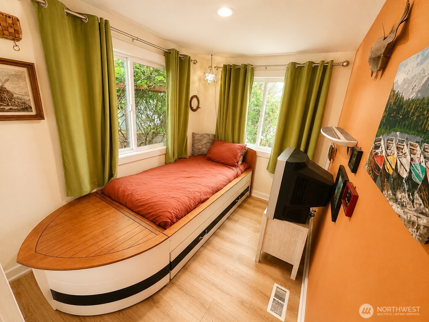 103 24th , Long Beach, WA 98631